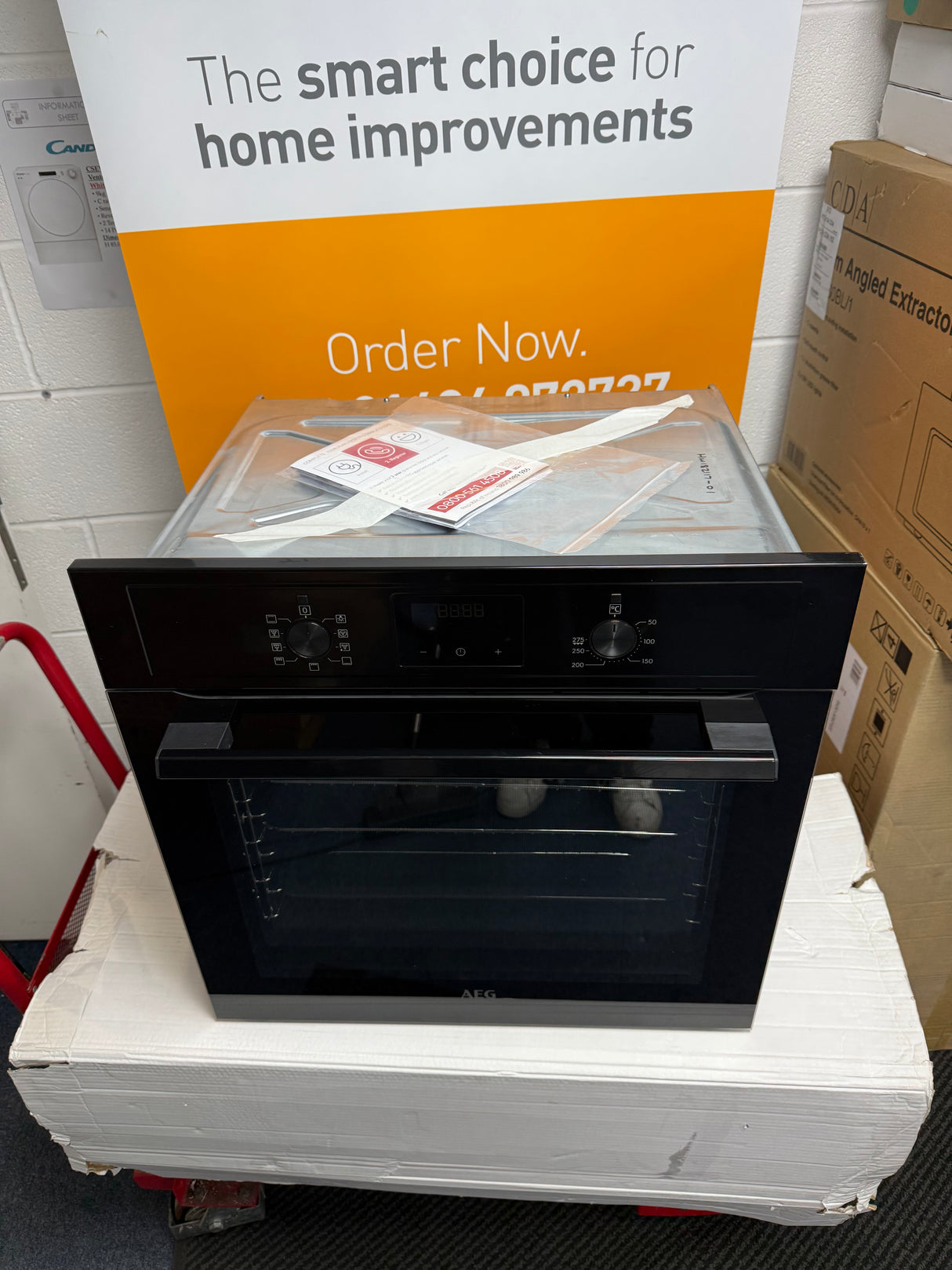 AEG BEX335011B (17) Surround Cook Built-In Electric Single Oven in Black - A Rated - (Ex Display) - HW182117-01