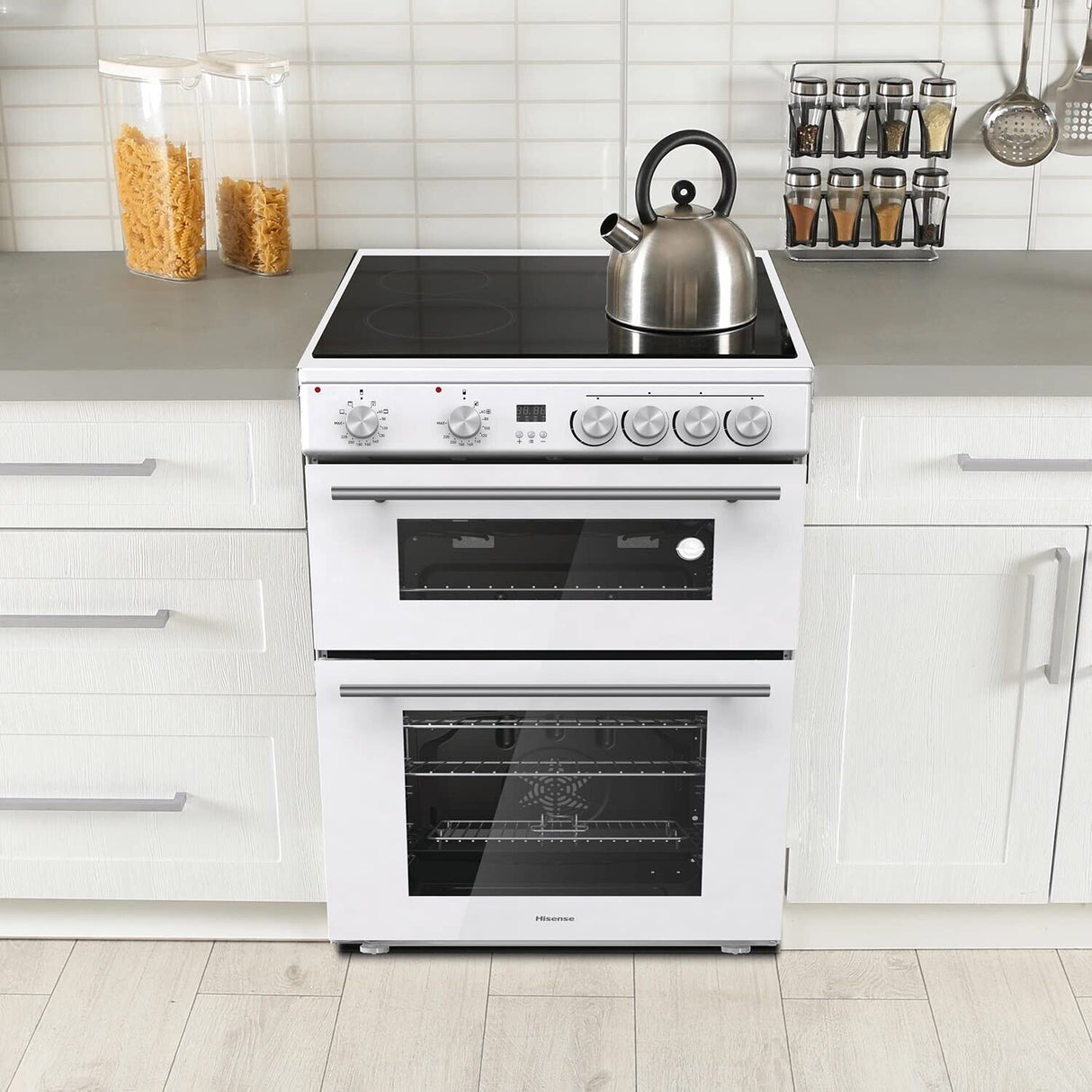 Hisense HDE3211BWUK 60cm Electric Cooker with Ceramic Hob in White EX Display HW182398