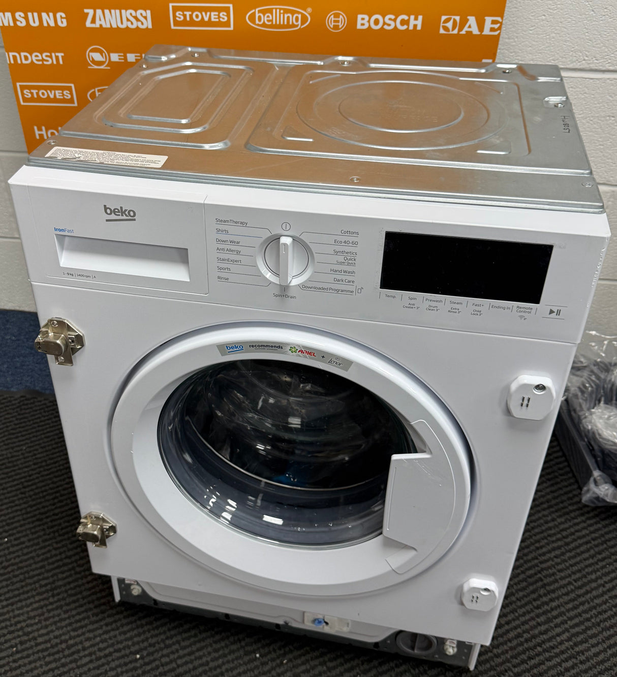 Beko WTIK94121F (57) Integrated 9KG 1400 Spin Washing Machine in White - A Rated - (Graded) - HW182157
