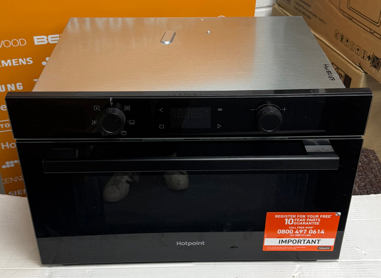 Hotpoint HPD 254CR BUK (92) 1000W 31 Litre Built-in Microwave and Grill in Black - (Ex Display) - HW182392