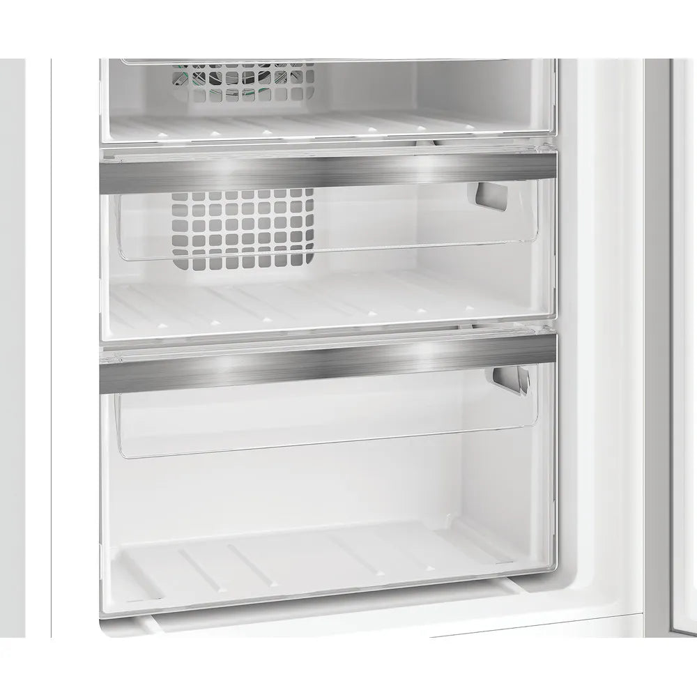 Hotpoint HPKH 1262B4UK (57) 54cm 50/50 Integrated Built-in Fridge Freezer in White - E Rated - (Ex Display) - HW182757