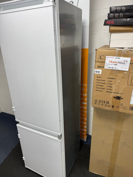 AEG 6000 TwinTech® OSC6N181ES (47) 177cm 70/30 Integrated Fridge Freezer with Sliding Door Hinge in White - E Rated - (ex display ) - HW182147