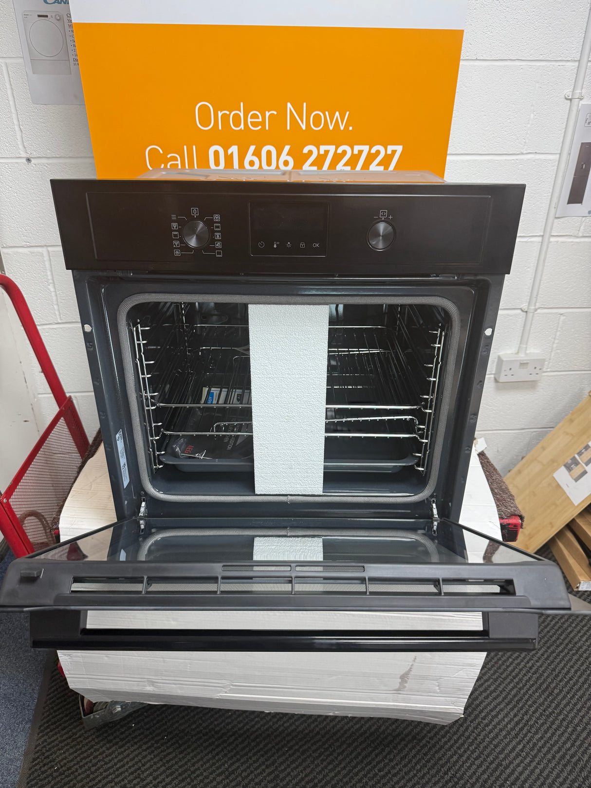AEG BPX535061B (20) Built-In Electric Single Oven with Pyrolytic Self Cleaning in Black - A Rated - (Ex Display) - HW182320