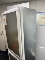 Hotpoint HPKH 1262B4UK (57) 54cm 50/50 Integrated Built-in Fridge Freezer in White - E Rated - (Ex Display) - HW182757