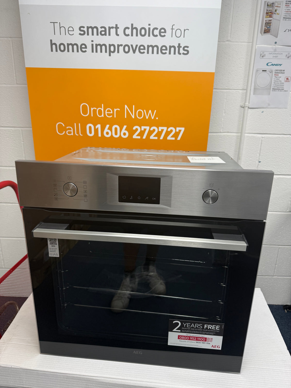 AEG Series 6000 OS6AB50AM (69) Sense Cook Aqua Clean Built-in Single Oven in Stainless Steel - A+ Rated - (Ex Display) - HW182669
