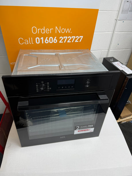 AEG 3000 BEX535A61B (45) Built In Electric Single Oven in Black with AirFry and Aqua Clean Enamel  - A+ Rated - (Blemished) - HW182445