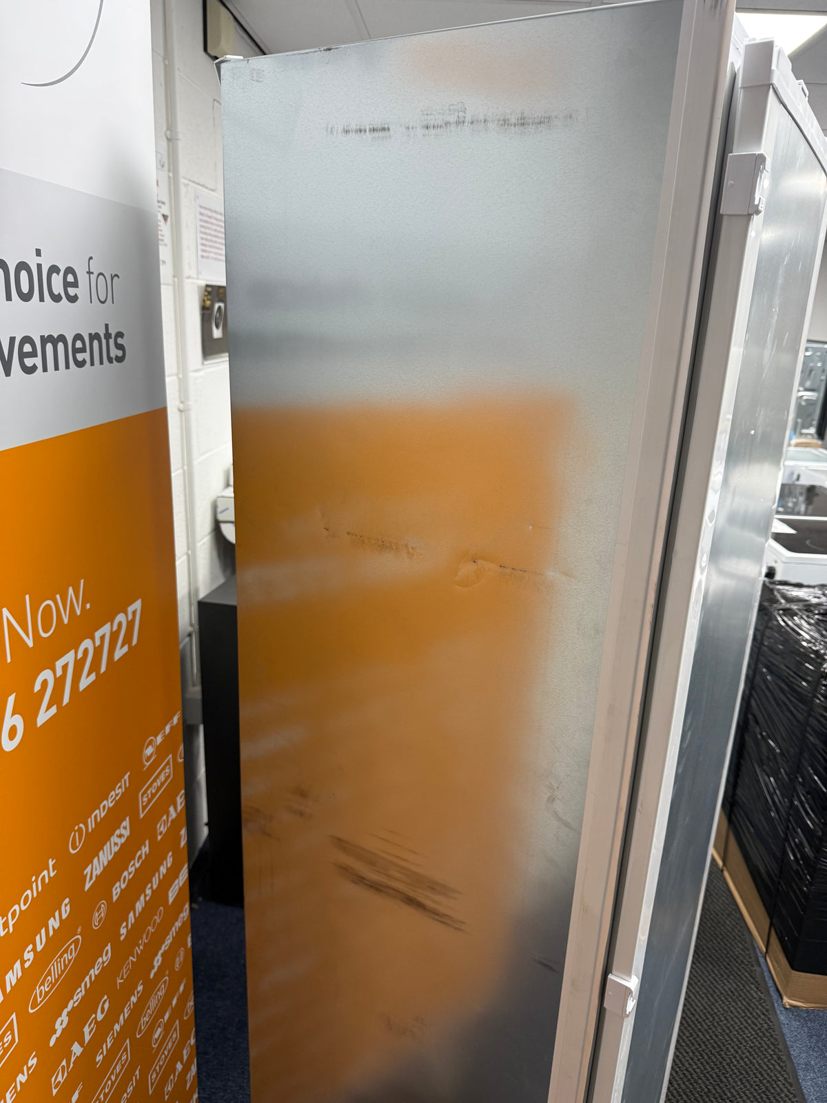 Beko BFFD4577 (59)178cm Integrated Frost Free 220L Tall Upright Freezer with Sliding Hinge - E Rated - (Ex display ) - HW182759