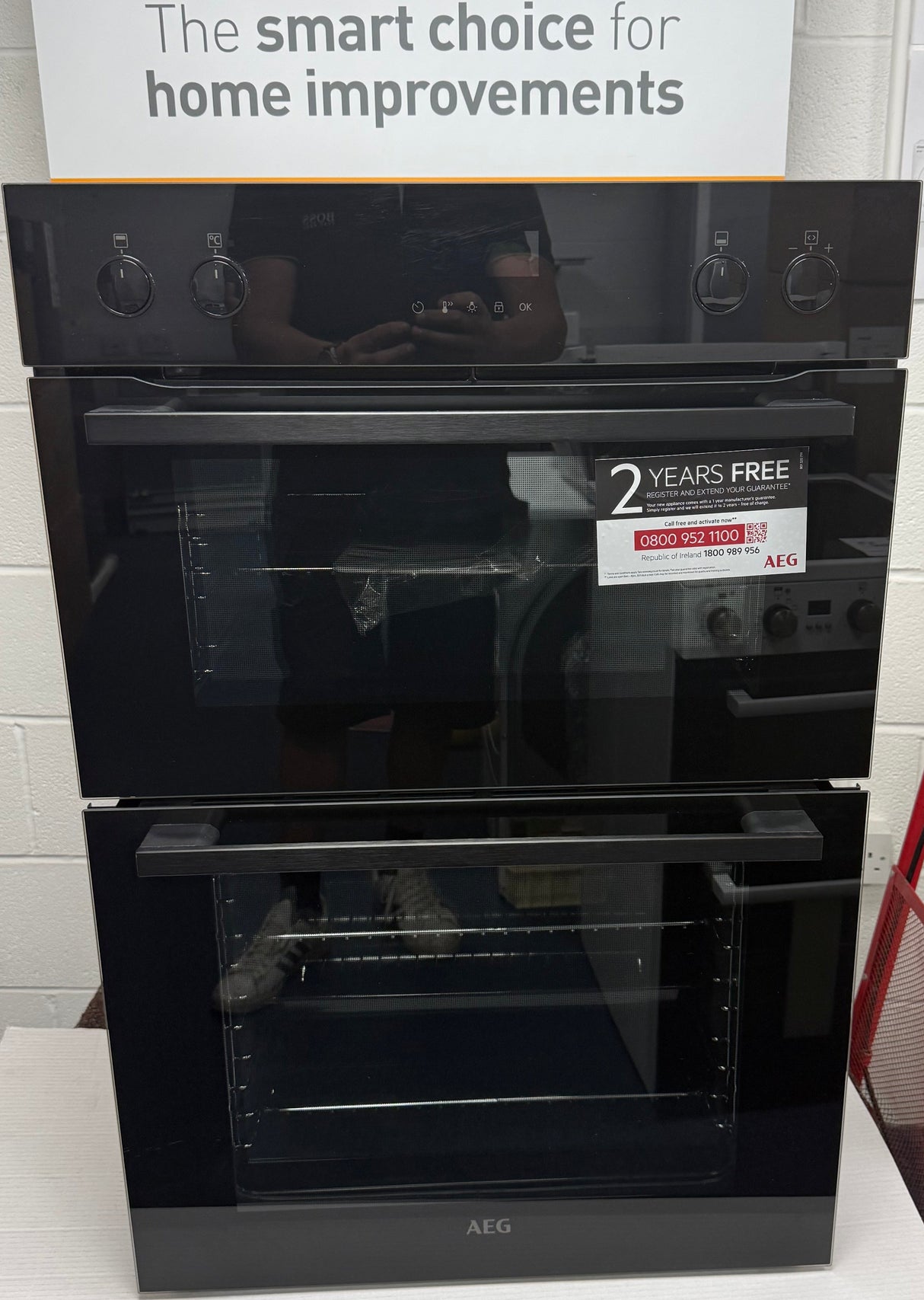 AEG 6000 Series DCE531160B (36) Built-in Electric Double Oven in Black - 61L/42L - A/A Rated - (Ex Display)- HW182536