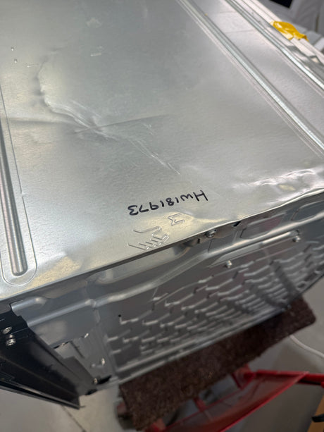 Bosch Series 4 HQA534BB3B (88) Built In Electric Single Oven with added Steam Function in Black - A+ Rated - (Ex Display) - HW182088