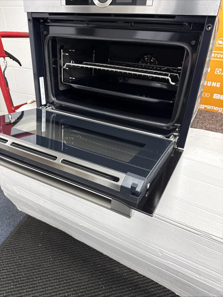 Bosch Series 8 CSG656BS1B Built-in Electric 47 Litre Compact Steam Oven with 4D Hot Air in Stainless Steel - (Blemished) - HW181931
