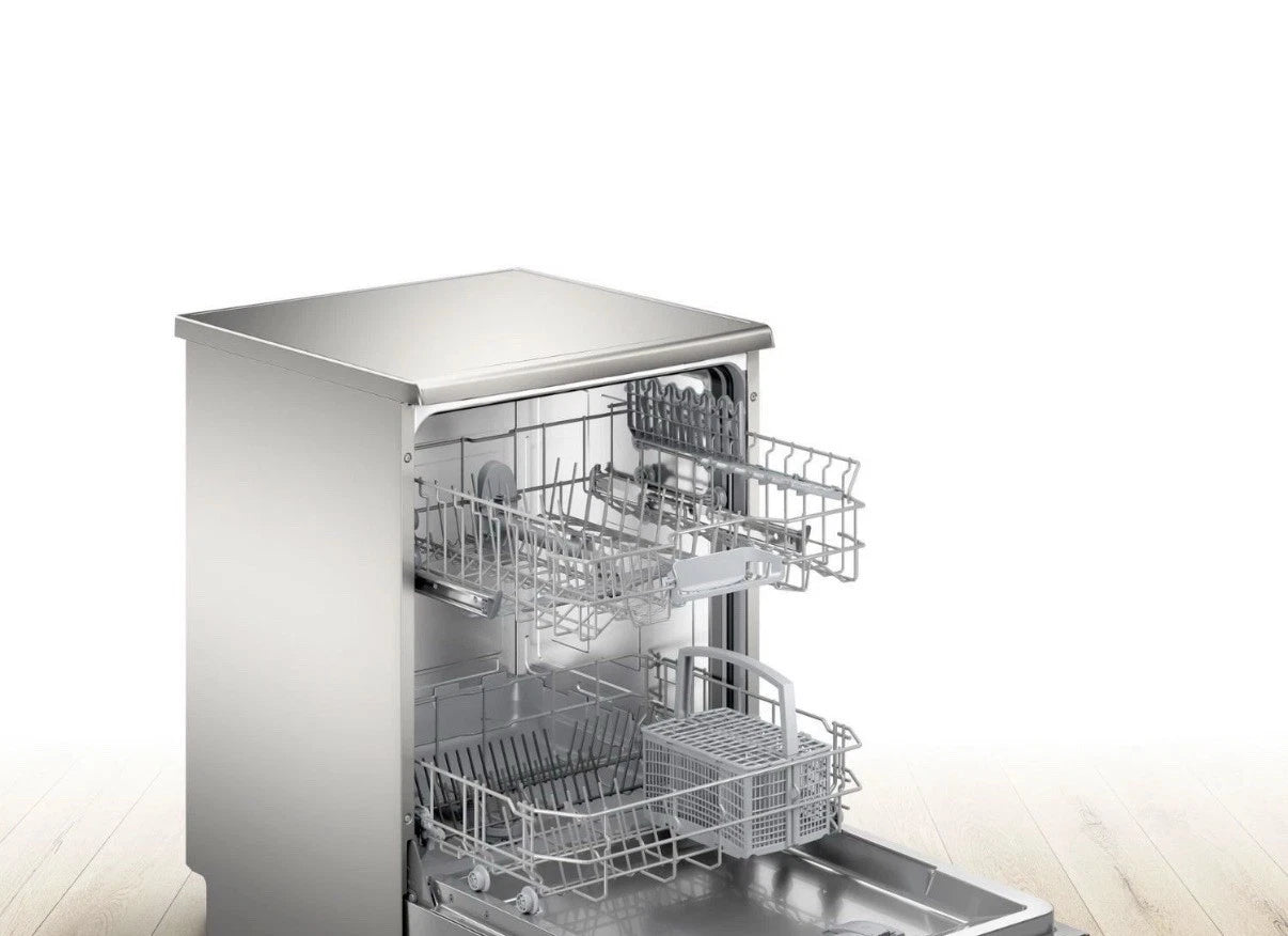 Bosch Series 2 SMS26AI08G (88) 60cm Freestanding Dishwasher with ActiveWater in Brushed Steel - (New Boxed) - HW182388