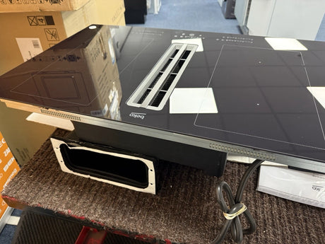 Beko HIXI84700UP (10) 82cm Induction Hob with Venting Extraction in Black - A Rated - (Tatty Box) - HW181910