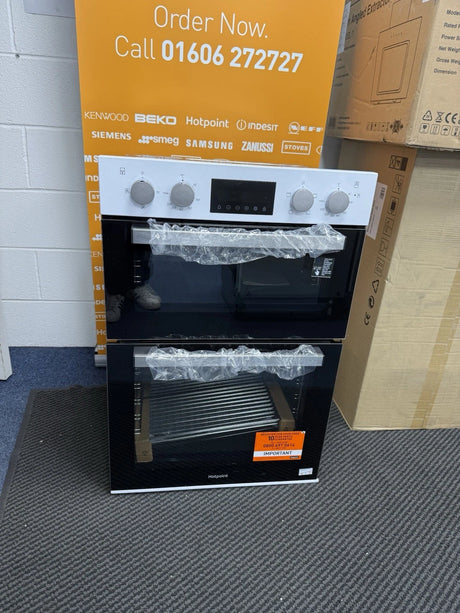 Hotpoint DIH 10D W (40) Built-in Electric Double Oven in White and Silver - A/A Rated - (Ex Display) - HW182040